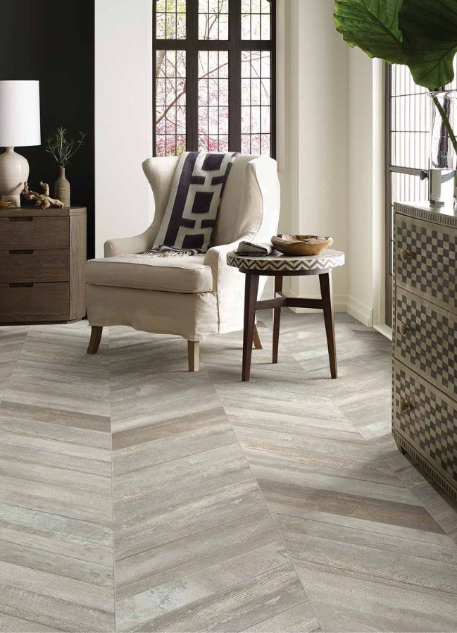 wood look tile flooring in a Bloomingdale living room